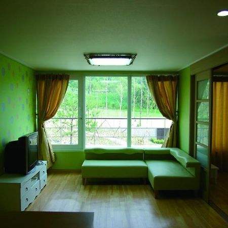 Xanadu Pension Hoengseong Екстериор снимка